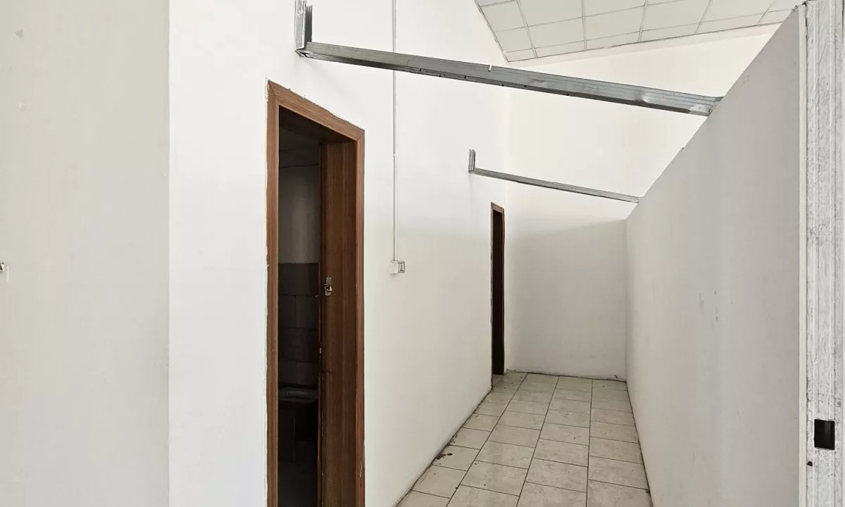 🏢 Objekt Multifunksional per Qira – Ideale per Prodhim, Magazine apo Aktivitet Komercial!