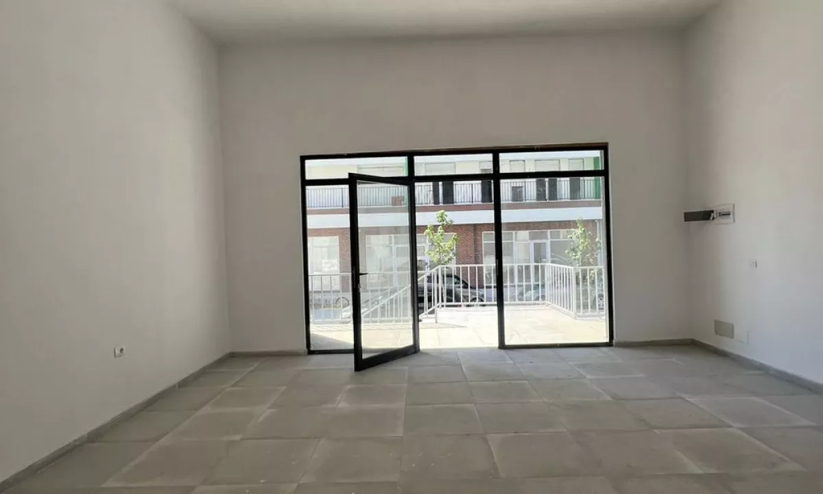 🏪 Dyqan me qira – vend perfekt per biznesin tuaj!