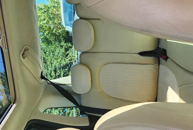 Auto in Vendita a Tirana, Lancia, 2004 Benzine,Kambio Automatik Pagamento 2,500  Euro.