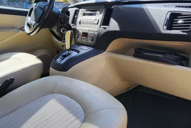 Auto in Vendita a Tirana, Lancia, 2004 Benzine,Kambio Automatik Pagamento 2,500  Euro.