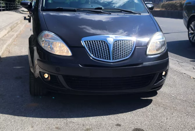 Auto in Vendita a Tirana - 2,500 Euro