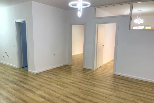 Shtepi ne shitje Apartament ne Tirane, 2+1, Mobilimi E mobiluar, Pagesa 120,000  Euro.