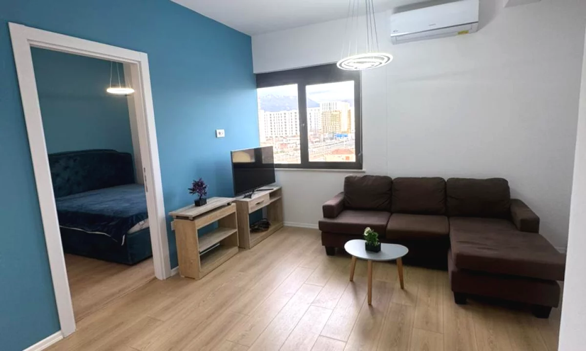 Shtepi ne shitje Apartament ne Tirane, 1+1, Mobilimi E mobiluar, Pagesa 78,000  Euro.