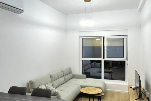 Shtepi me qera 1+1 ne Tirane - 400 Euro