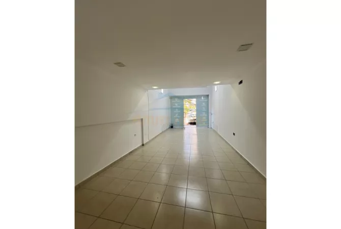 Business Property in Sale 1+1 in Tirana - 72,000 Euro