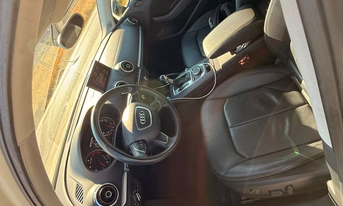 Auto in Vendita a Argirocastro, Audi, 2014 Diesel,Kambio Automatik Pagamento 9,700  Euro.