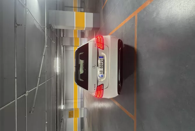 Auto in Vendita a Durazzo, Mercedes-Benz, 2014 Diesel,Kambio Automatik Pagamento 1,280,000  Leke.