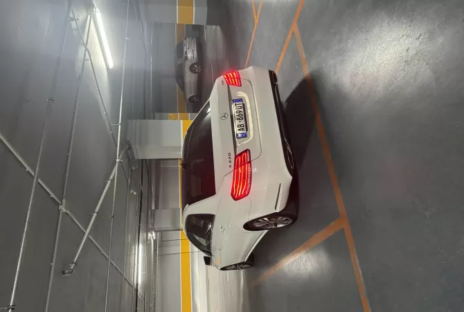 Auto in Vendita a Durazzo - 1,280,000 Leke