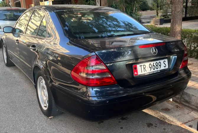 Auto in Vendita a Tirana - 3,200 Euro