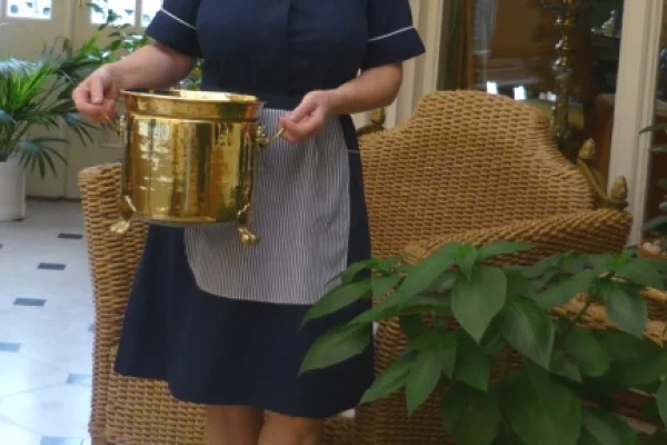 Njoftime Pune per Zonjë për punë shtëpie ne Tirane