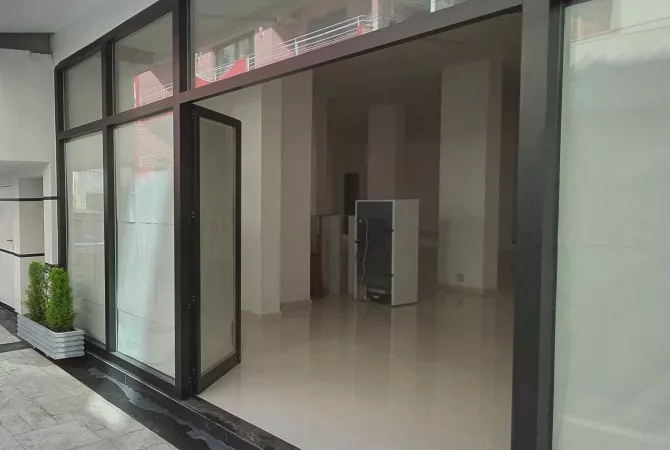 Business Property in Sale 1+1 in Tirana - 339,000 Euro