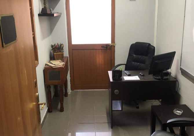 Ambiente Commerciale in Affitto a Tirana - 100 Euro