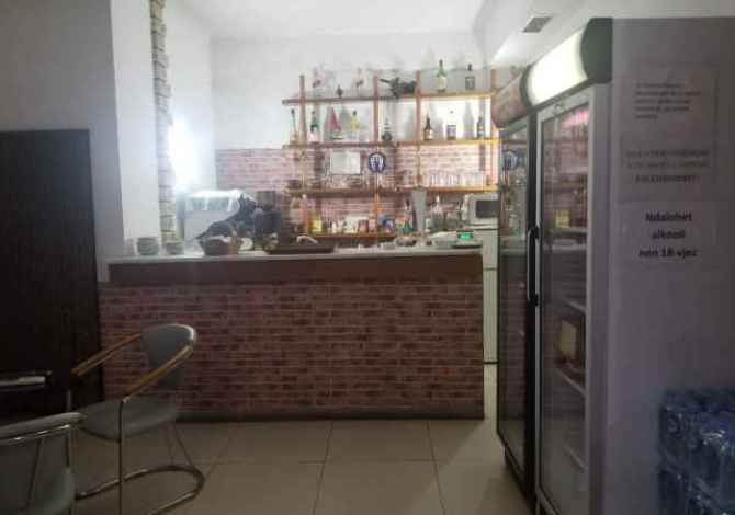 Ambiente Commerciale in Affitto a Tirana - 50,000 Leke