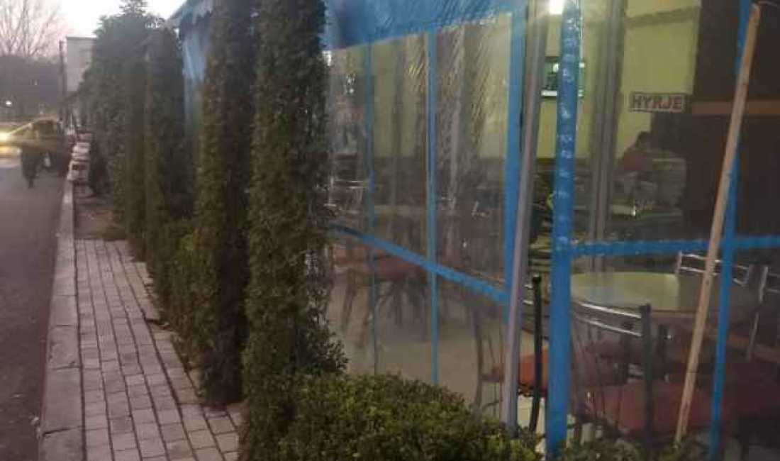 Jepet lokal me qera Bar kafe prane kupoles