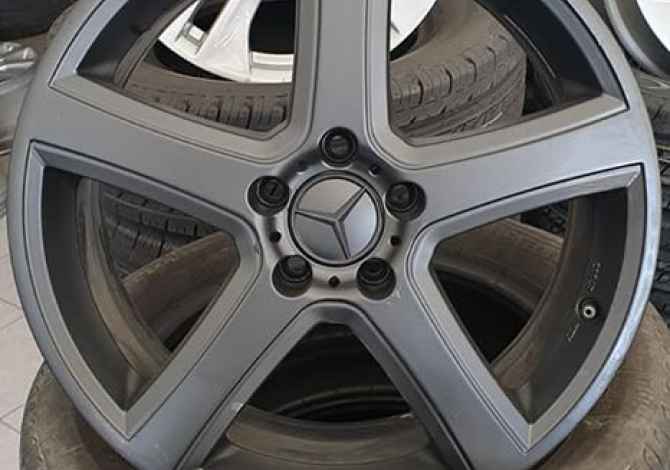 SHITEN disqe per makina modele te ndryshme te gjitha setet e disqeve jane te rregull nuk kane a