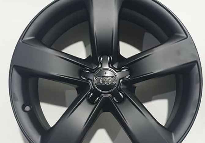 SHITEN disqe per makina modele te ndryshme te gjitha setet e disqeve jane te rregull nuk kane a