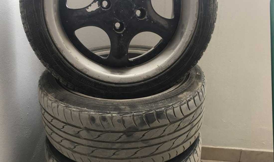 Shiten disqe 15 inch ne gjendje shum te mire me goma 75%