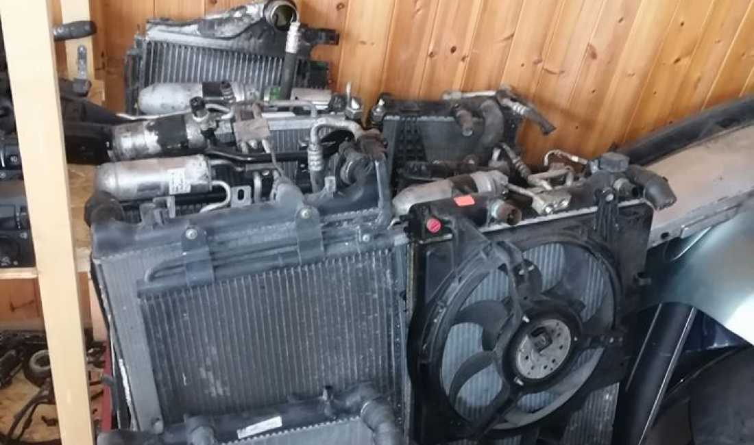 Pjese kembimi me shumic & pakic