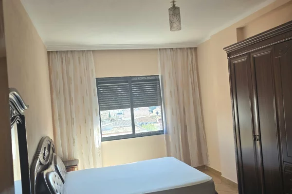 Shtepi me qera Apartament ne Tirane, 1+1, Mobilimi E mobiluar, Pagesa 45,000  Leke.