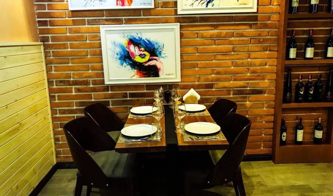 LOKAL ME QERA RR.DURRESI