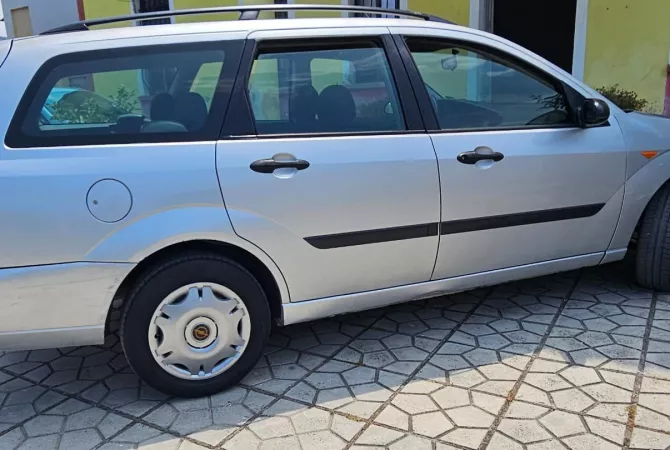 Auto in Vendita a Fier - 1,400 Euro