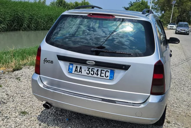 Auto in Vendita a Fier - 1,400 Euro