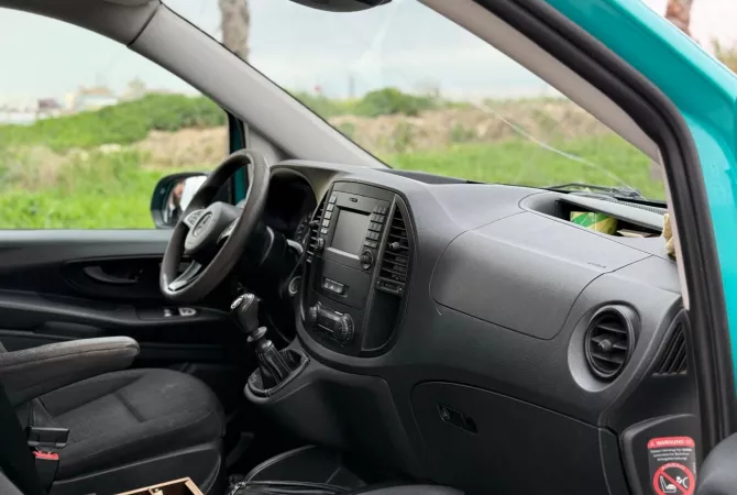 Auto in Vendita a Lushnja, Mercedes-Benz, 2016 Diesel,Kambio Manual Pagamento 13,500  Euro.