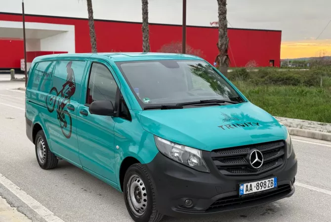 Auto in Vendita a Lushnja - 13,500 Euro