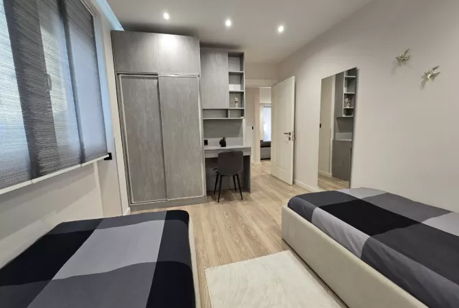 Shtepi me qera Apartament ne Tirane, 2+1, Mobilimi E mobiluar, Pagesa 1,500  Euro.