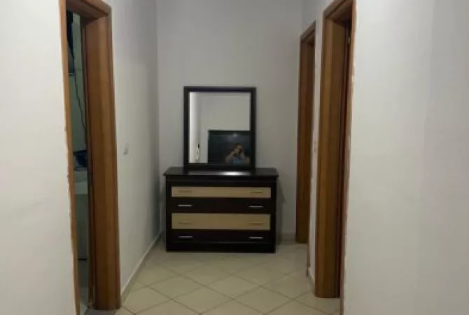 Appartamento in affitto a Tirana 2+1, Arredato
