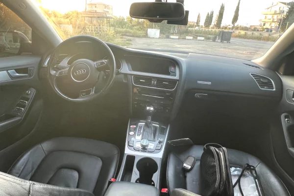 Auto in Vendita a Elbasan, Audi, 2015 Diesel,Kambio Automatik Pagamento 9,900  Euro.