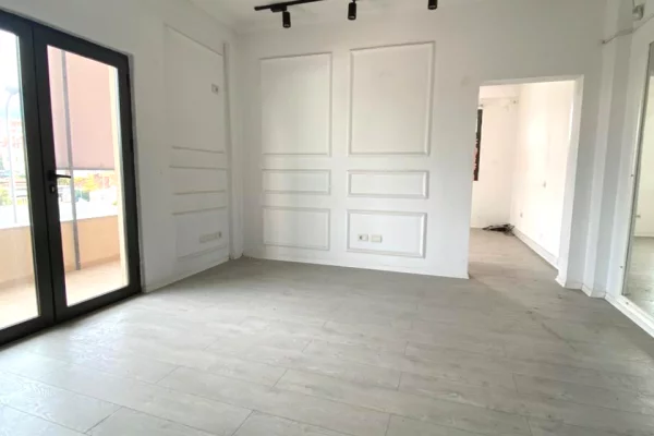 🏢 Jepet me Qira Ambient Komercial – Astir, Tirane