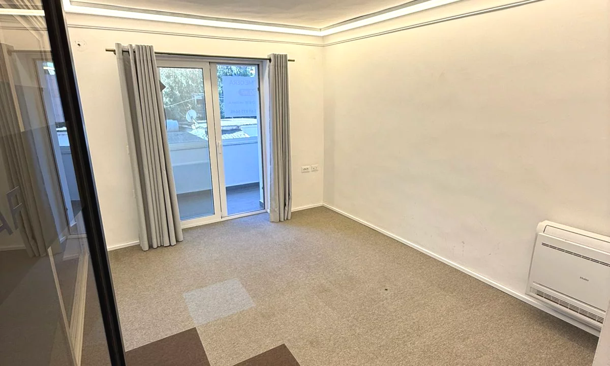 📌Zyre me Qira te Zogu i Zi