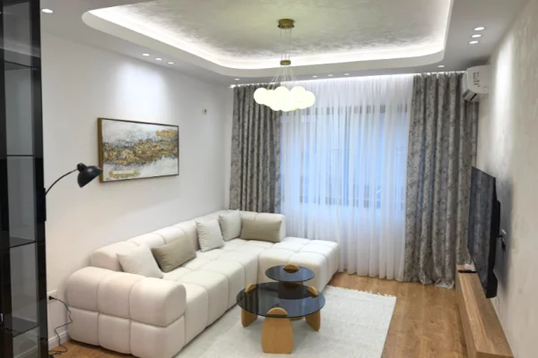 Shtepi ne shitje Apartament ne Tirane, 1+1, Mobilimi E mobiluar, Pagesa 10,900,000  Leke.