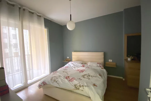 Shtepi me qera Apartament ne Tirane, 1+1, Mobilimi E mobiluar, Pagesa 450  Euro.