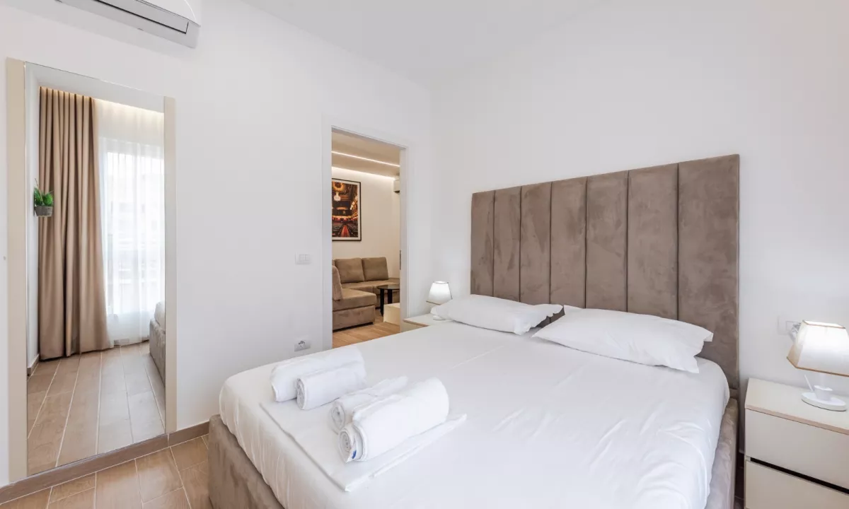 Shtepi me qera Apartament ne Tirane, 1+1, Mobilimi E mobiluar, Pagesa 700  Euro.