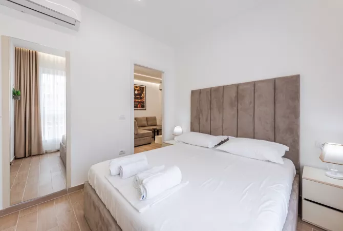 2 apartamente me qera ideal per banim ose b&b 