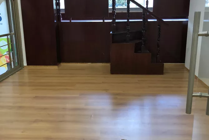 Business Property for Rent 3+1 in Tirana - 1,100 Euro