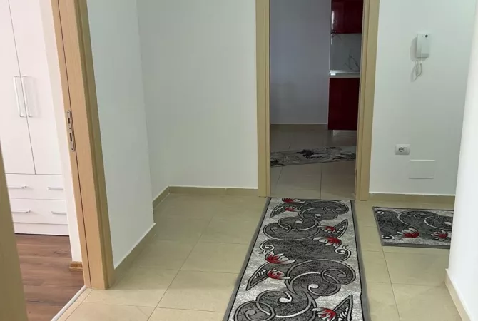 Shtepi ne shitje Apartament ne Tirane, 3+1, Mobilimi E mobiluar, Pagesa 295,000  Euro.