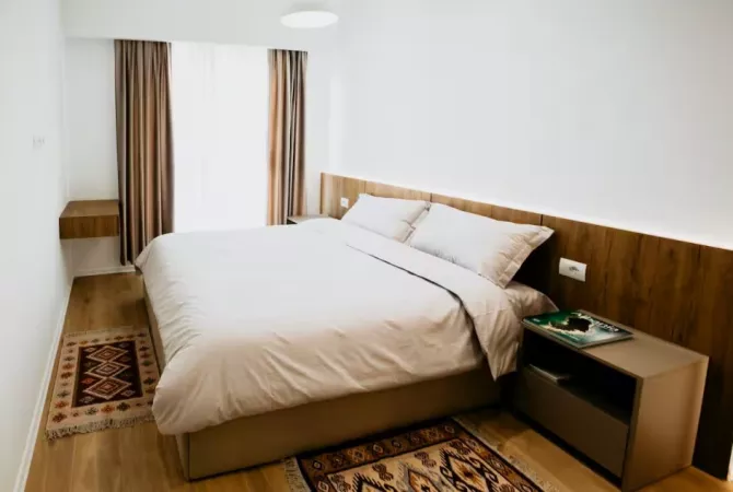 Shtepi me qera Apartament ne Tirane, 1+1, Mobilimi E mobiluar, Pagesa 590  Euro.