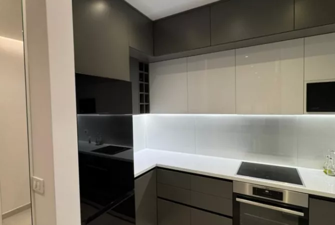 Shtepi me qera Apartament ne Tirane, 2+1, Mobilimi E mobiluar, Pagesa 750  Euro.