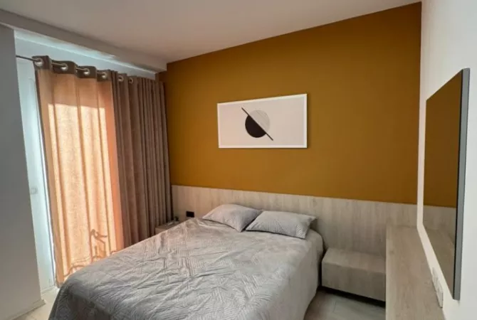 Shtepi me qera Apartament ne Tirane, 2+1, Mobilimi E mobiluar, Pagesa 750  Euro.