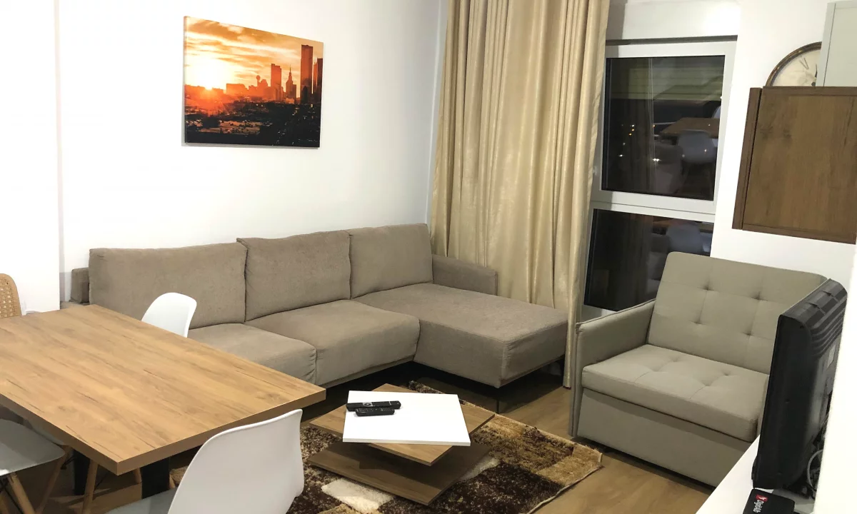 Shtepi me qera Apartament ne Tirane, 1+1, Mobilimi E mobiluar, Pagesa 45,000  Leke.