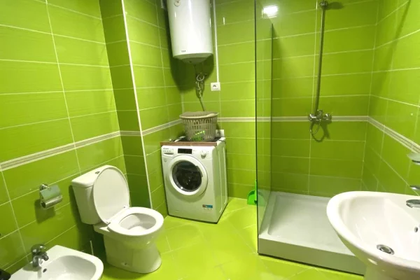 Shtepi me qera Apartament ne Tirane, 2+1, Mobilimi E mobiluar, Pagesa 50,000  Leke.