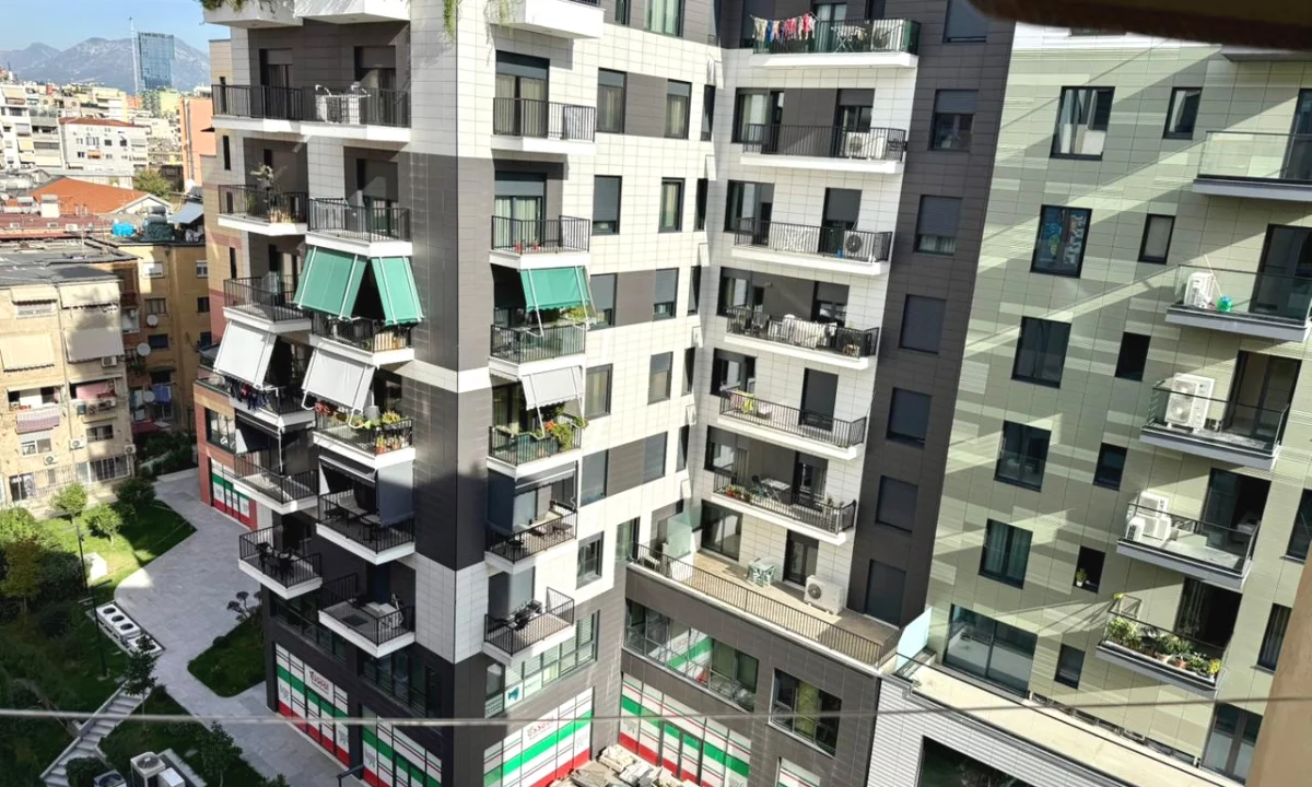 Shtepi me qera Apartament ne Tirane, 1+1, Mobilimi E mobiluar, Pagesa 900  Euro.