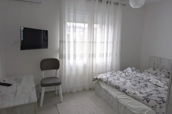 2+1 APARTAMENT ME QERA SELVIA