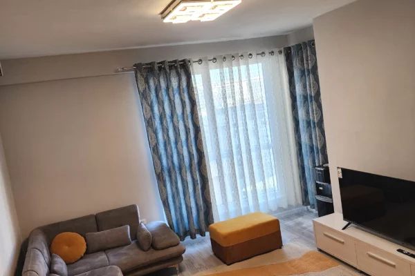 Shtepi me qera Apartament ne Tirane, 1+1, Mobilimi E mobiluar, Pagesa 75,000  Leke.