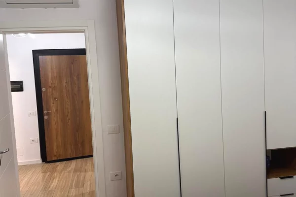 Shtepi me qera Apartament ne Tirane, 1+1, Mobilimi E mobiluar, Pagesa 50,000  Leke.