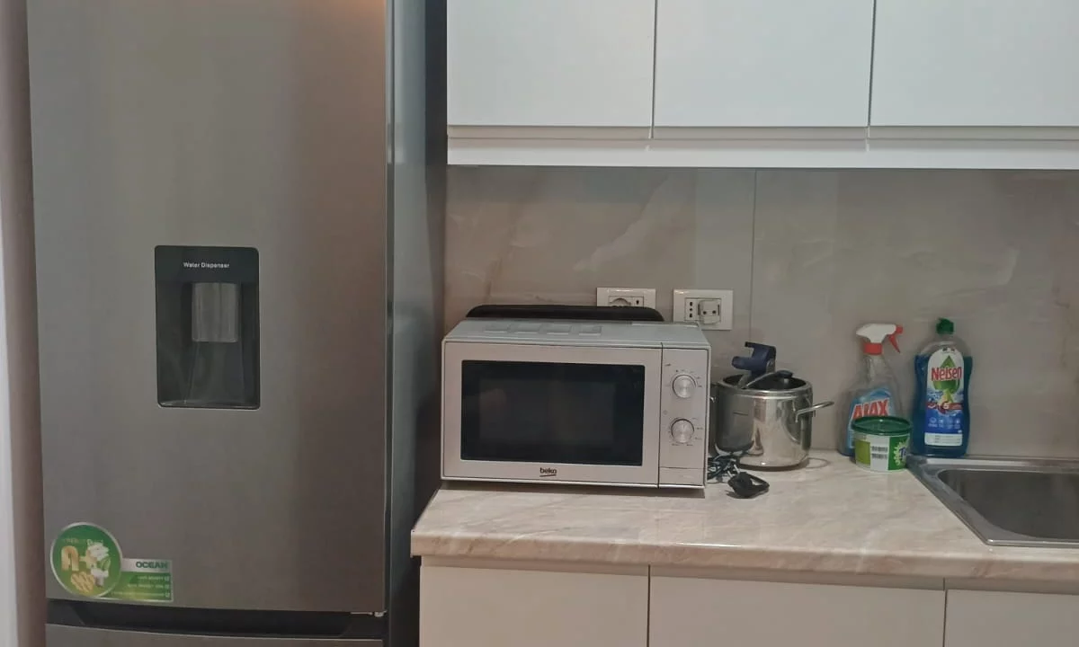 Shtepi me qera Apartament ne Tirane, 2+1, Mobilimi E mobiluar, Pagesa 45,000  Leke.