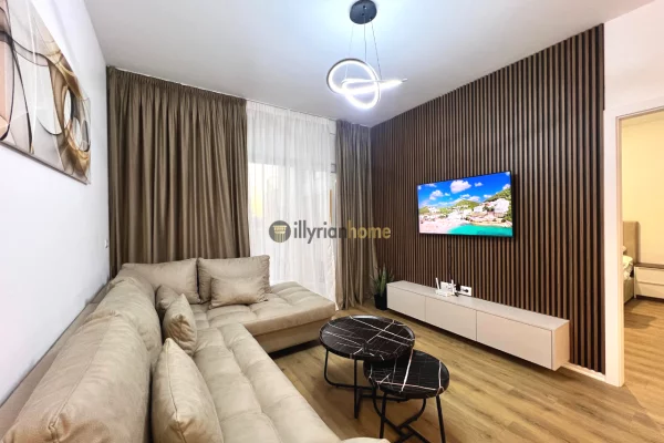 Jepet me qira Apartament 2+1+ Ballkon, Zogu i Zi, Tiranë